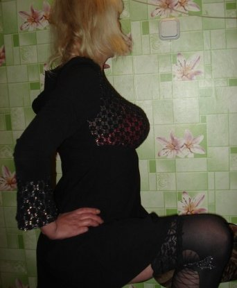 ✨ Опыт и опытность - мои лучшие друзья! 💃 Живу в Москве и люблю исполнять самые сокровенные фантазии своих клиентов. Мои услуги включают все виды эротических развлечений и массажа, которые оставят тебя безумно довольным. 😍 Мои фото говорят сами за себя - я стройная, прекрасная и истинная красотка. У меня есть отзывы, которые подтверждают мою профессиональность и безупречный сервис. 💫 Приходи ко мне и дай мне возможность показать тебе, что я - идеальный выбор для твоих самых скрытых желаний. Встретимся? 😉💕 Дарья